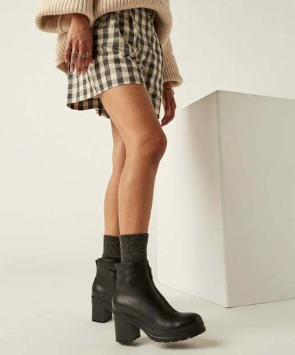 LC PENN-550 BLACK LEA