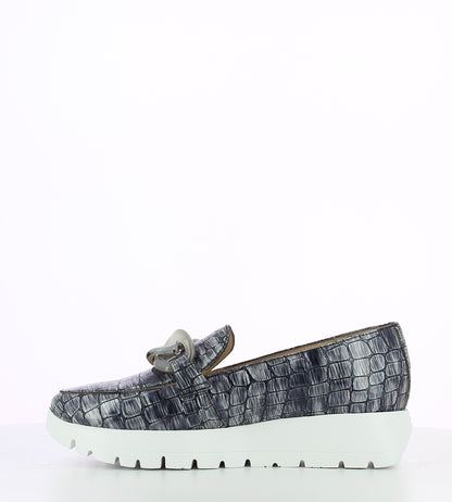 WND 7148-250 Grey Patent