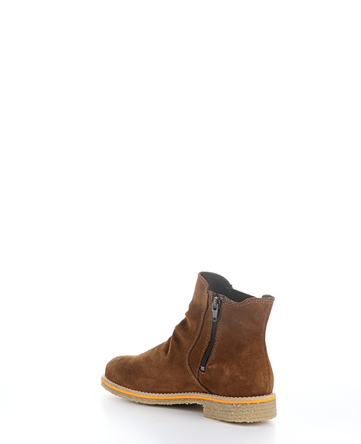BC Beat-215 Nut suede