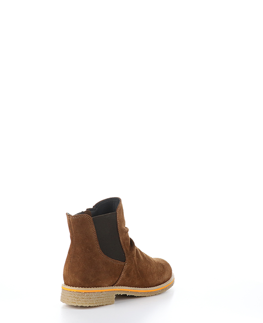 BC Beat-215 Nut suede