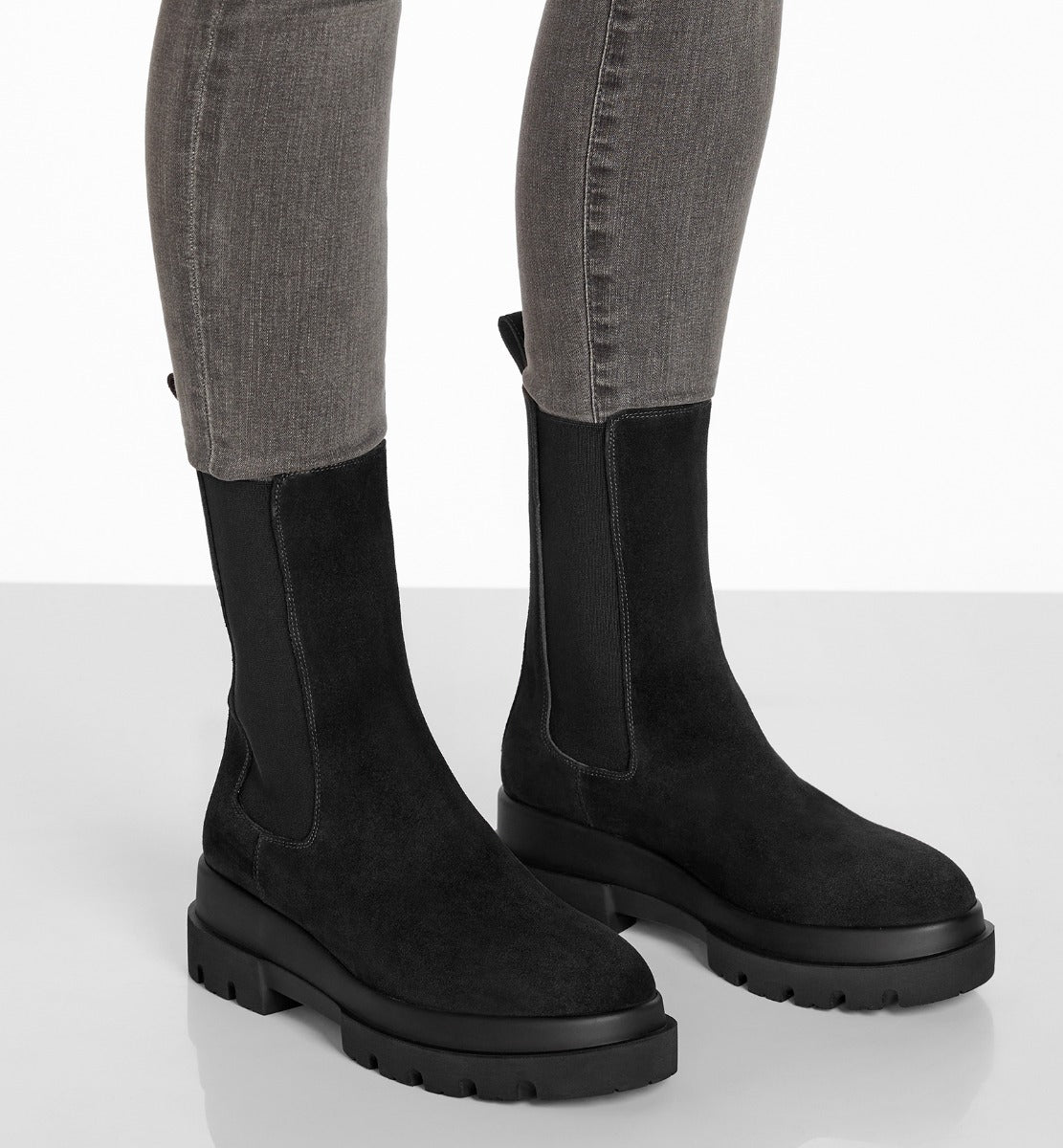 LC Braydon-525 Black Suede