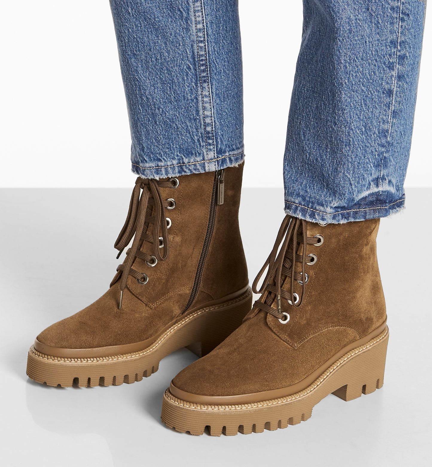 LC Phil-525 Cognac Suede