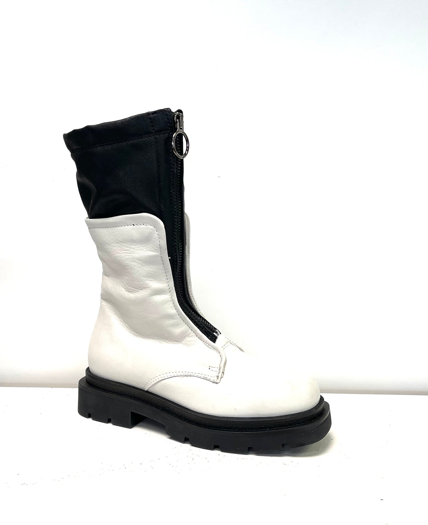MJ 5213-345 White Leather