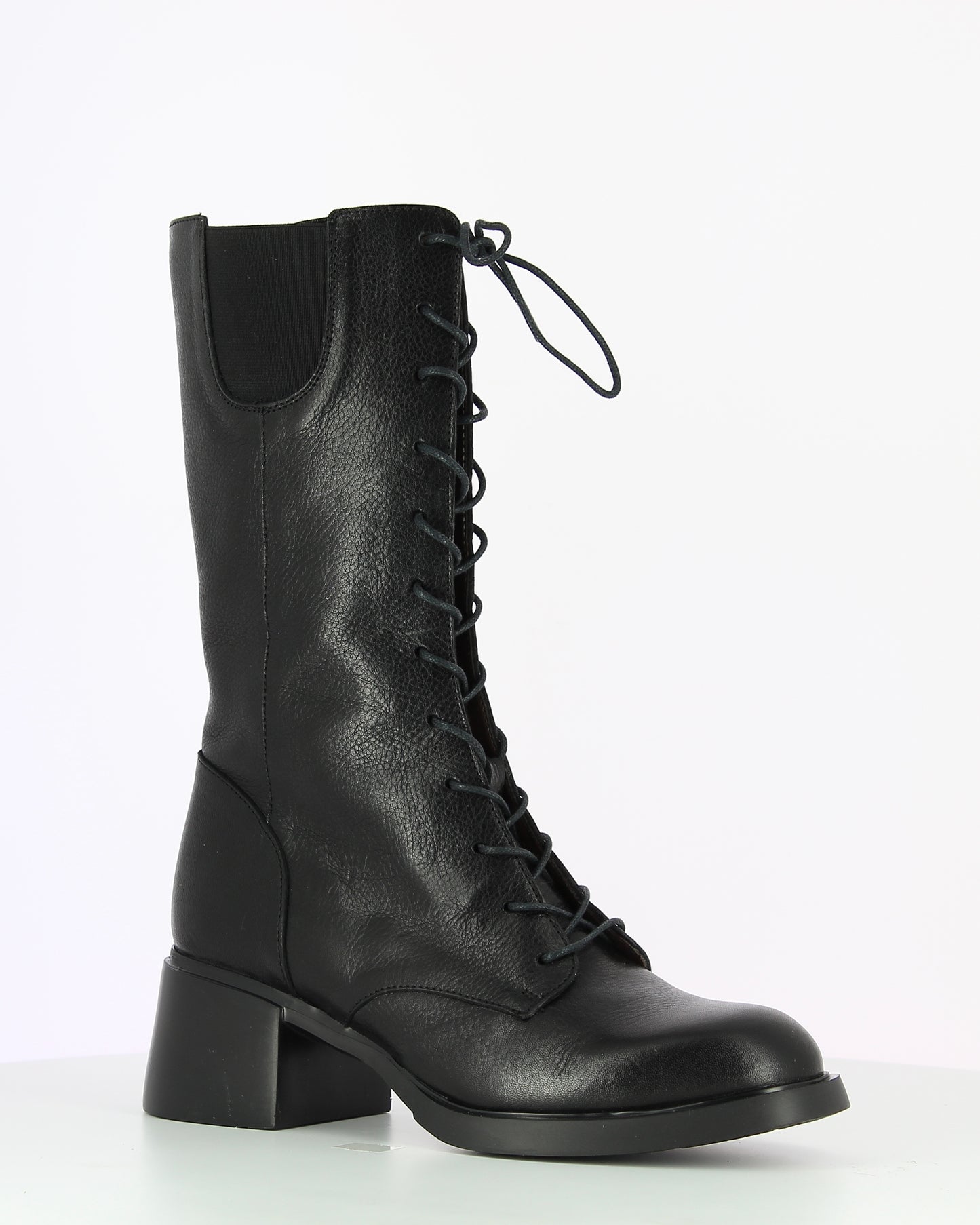 WND 1160-320 Black Vachetta