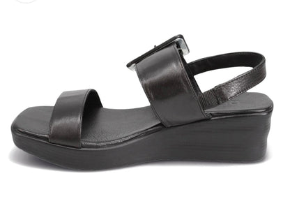 BNO Marcia-135 Black leather