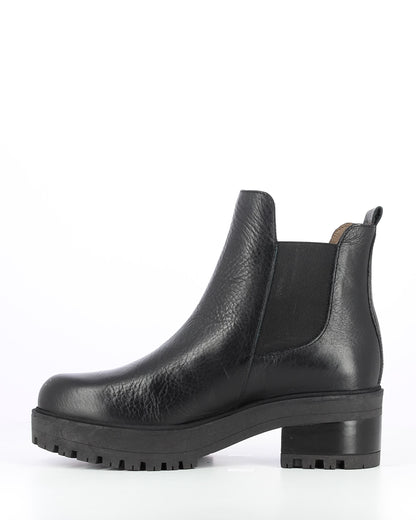 WND 1154-280 Black Vachetta Chelsea