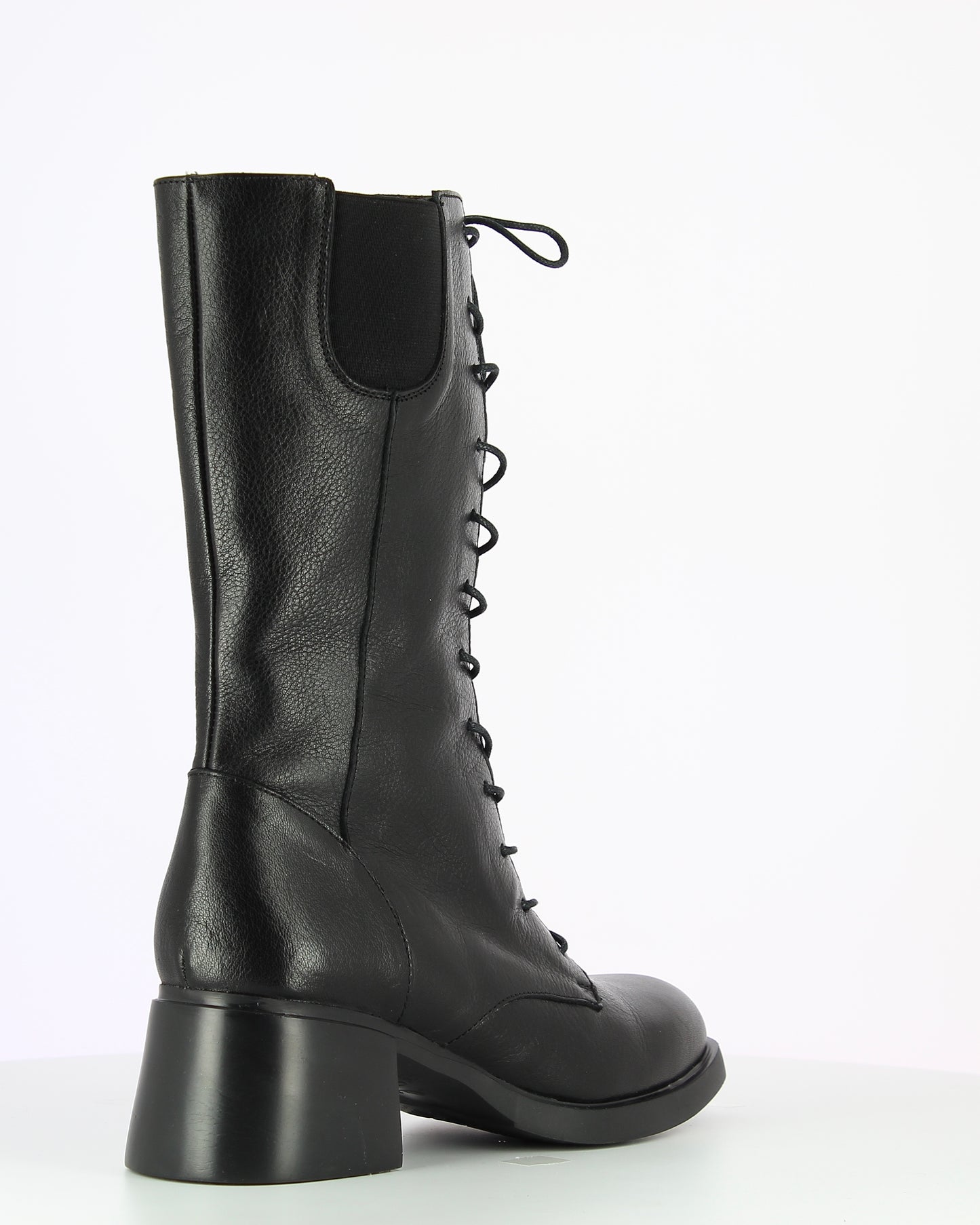 WND 1160-320 Black Vachetta