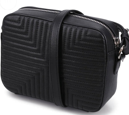 BNO Kenny-140 Black Crossbody