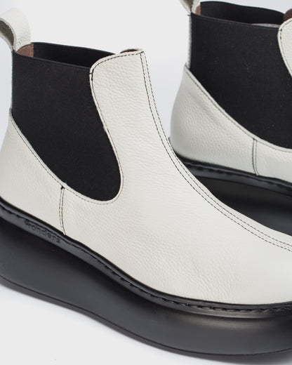WND 5155-260 Milk Chelsea boot